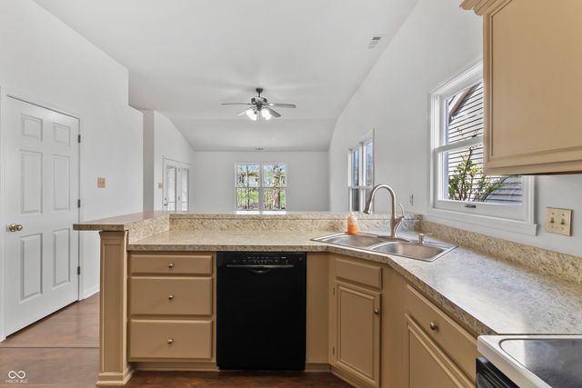 7818 Chesapeake Drive W, Indianapolis, IN 46236