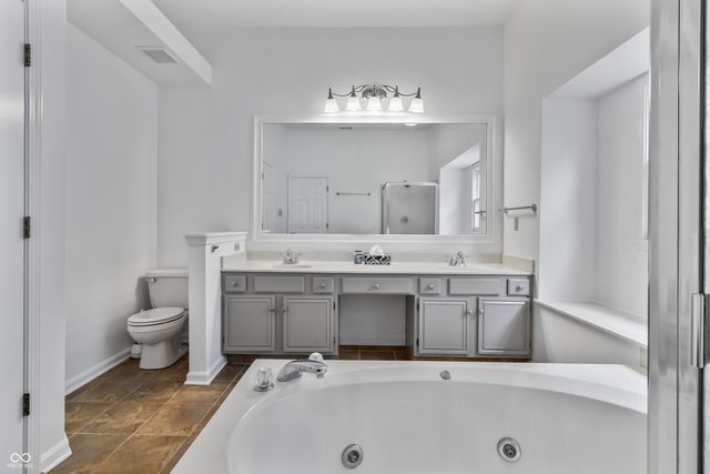 7818 Chesapeake Drive W, Indianapolis, IN 46236