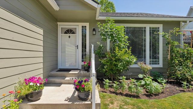 8702 N Pamela St, Spokane, WA 99208