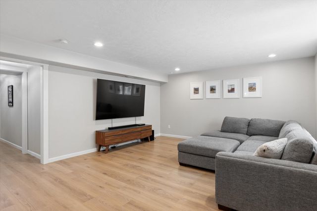 8702 N Pamela St, Spokane, WA 99208