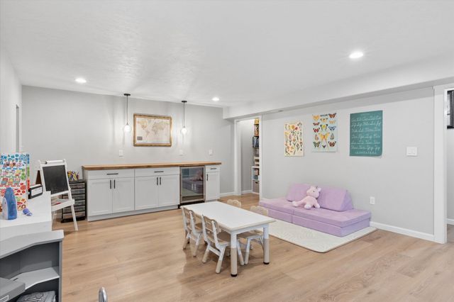 8702 N Pamela St, Spokane, WA 99208