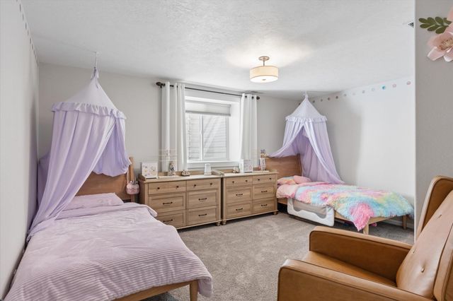 8702 N Pamela St, Spokane, WA 99208