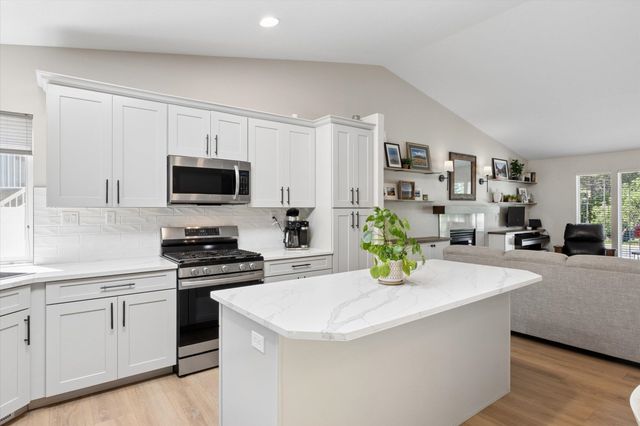 8702 N Pamela St, Spokane, WA 99208