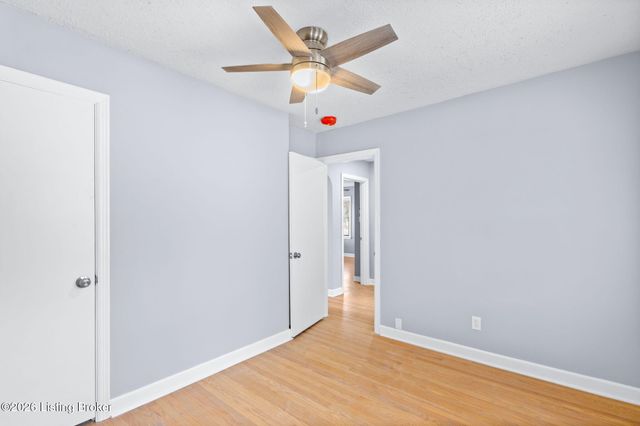 6701 Morocco Dr, Louisville, KY 40214