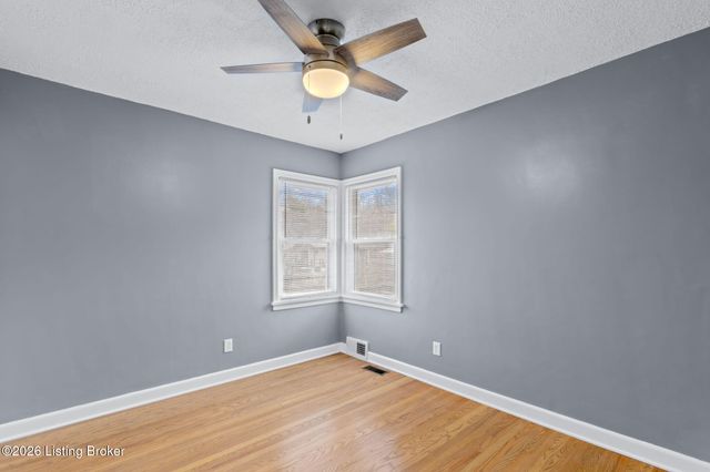 6701 Morocco Dr, Louisville, KY 40214