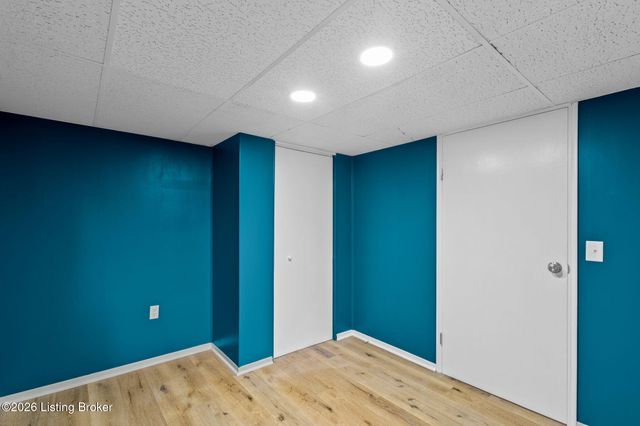 6701 Morocco Dr, Louisville, KY 40214