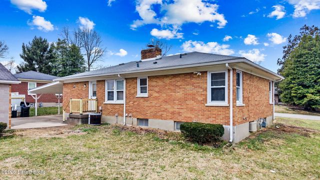 6701 Morocco Dr, Louisville, KY 40214