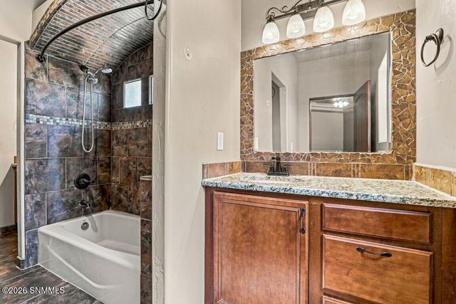 4192 Santa Lucia Arc, Las Cruces, NM 88005