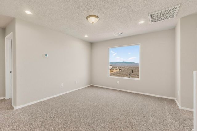 10729 Aspiration Lane SW, Albuquerque, NM 87121