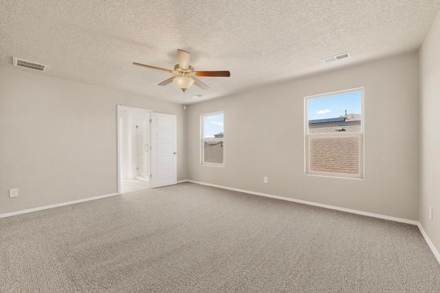 10729 Aspiration Lane SW, Albuquerque, NM 87121