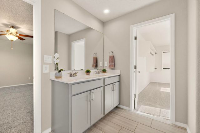 10729 Aspiration Lane SW, Albuquerque, NM 87121