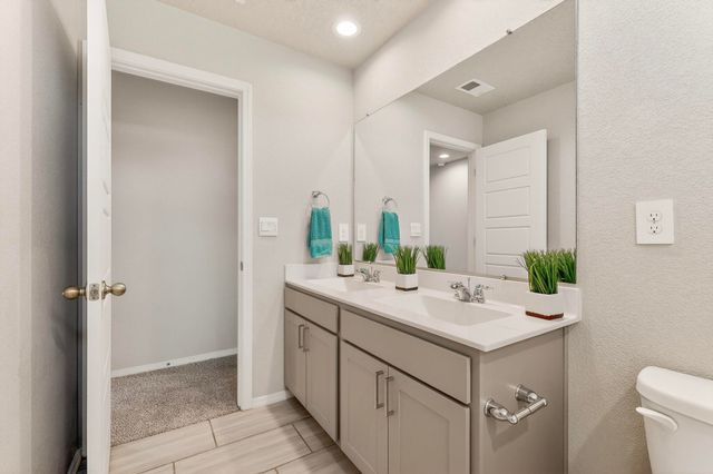 10729 Aspiration Lane SW, Albuquerque, NM 87121