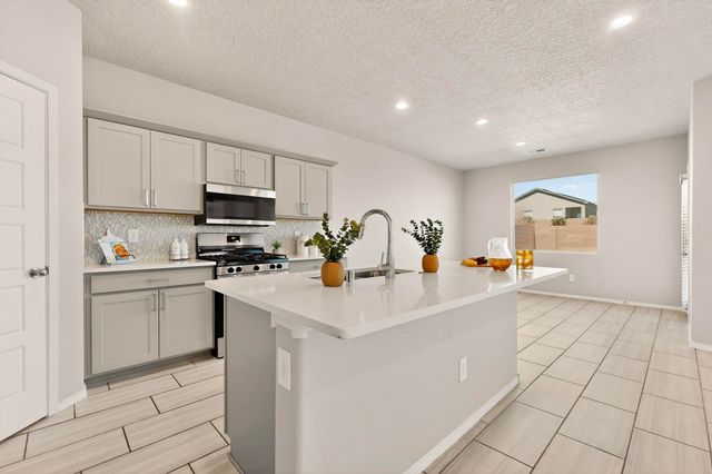 10729 Aspiration Lane SW, Albuquerque, NM 87121