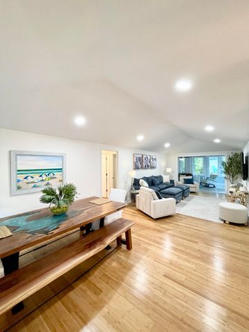 25 Sandcrab Court, Isle Of Palms, SC 29451