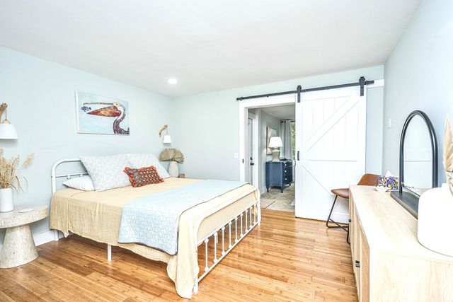 25 Sandcrab Court, Isle Of Palms, SC 29451