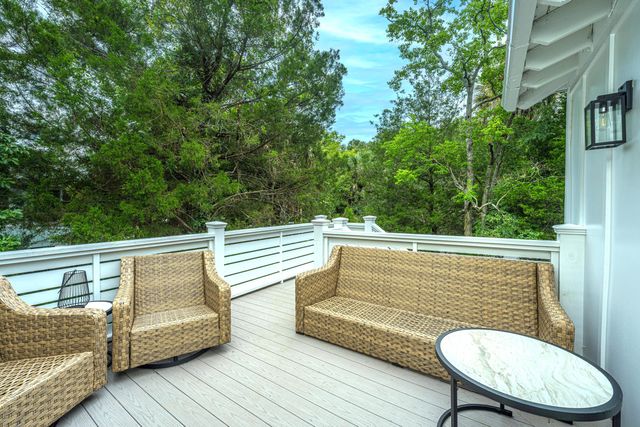 25 Sandcrab Court, Isle Of Palms, SC 29451