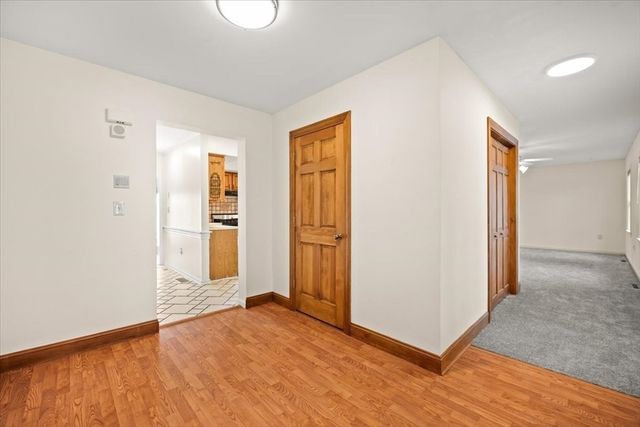 212 Scadding St, Taunton, MA 02780