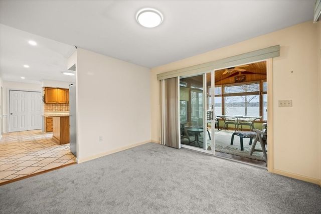 212 Scadding St, Taunton, MA 02780