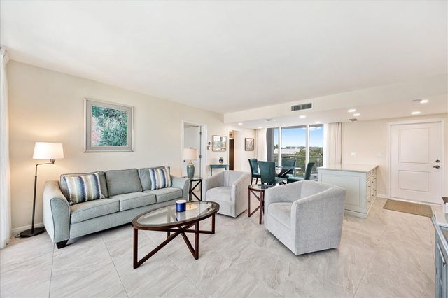 1213 S Ocean Boulevard 2-e, Delray Beach, FL 33483