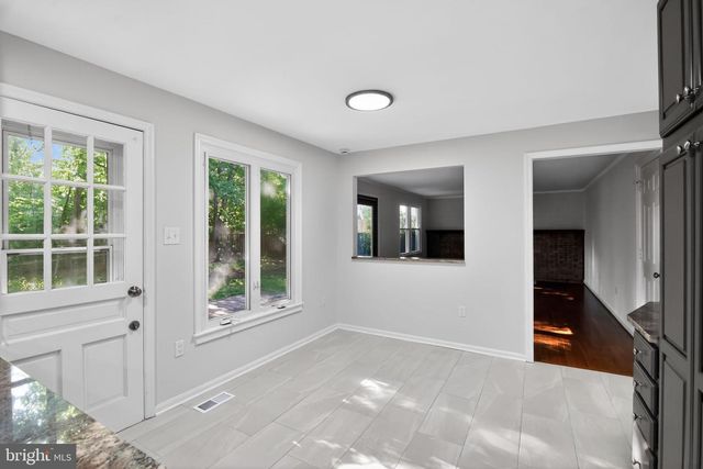 7785 TANGIER DR, Springfield, VA 22153