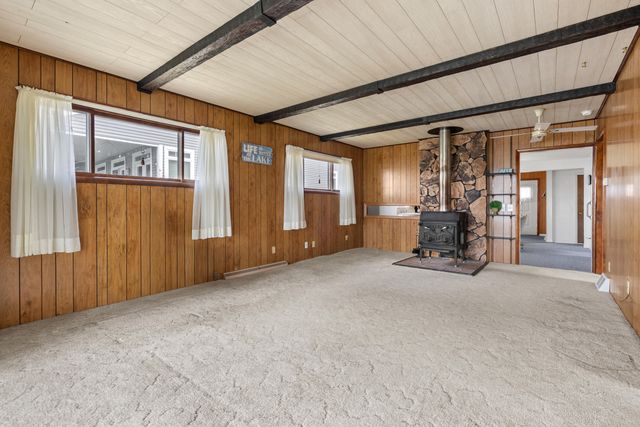 8664 E Long Lake Drive, Scotts, MI 49088