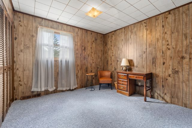 8664 E Long Lake Drive, Scotts, MI 49088