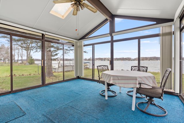 8664 E Long Lake Drive, Scotts, MI 49088