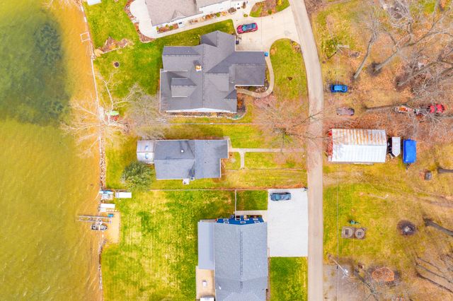 8664 E Long Lake Drive, Scotts, MI 49088