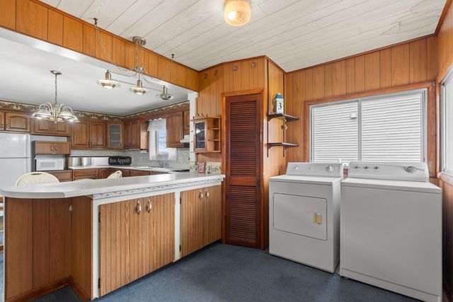 8664 E Long Lake Drive, Scotts, MI 49088