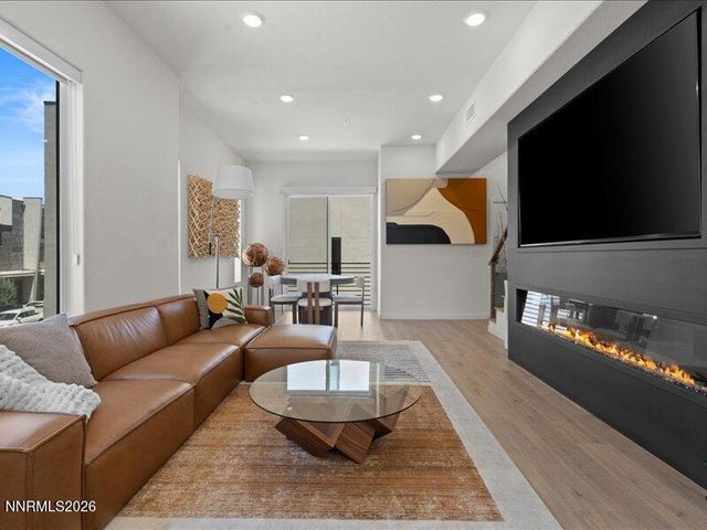156 Rissone Lane, Reno, NV 89503