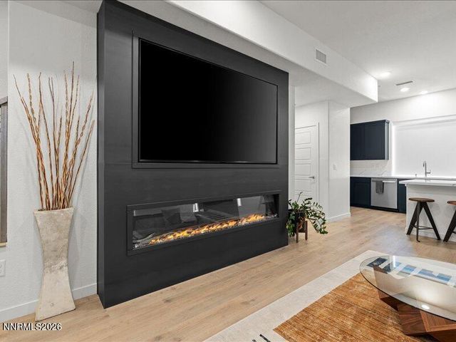 156 Rissone Lane, Reno, NV 89503