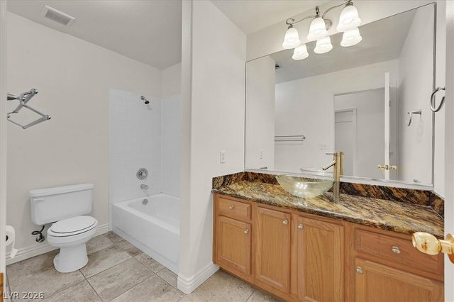8221 Shad Bush Avenue, Las Vegas, NV 89149