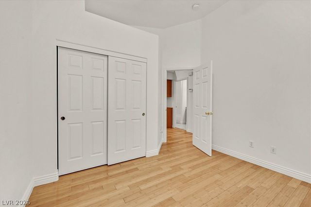 8221 Shad Bush Avenue, Las Vegas, NV 89149