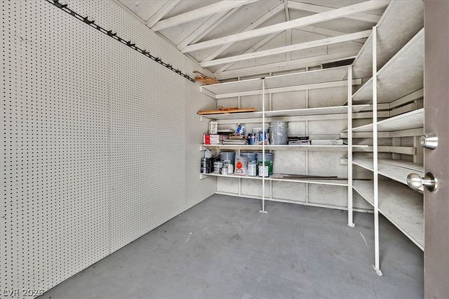 8221 Shad Bush Avenue, Las Vegas, NV 89149