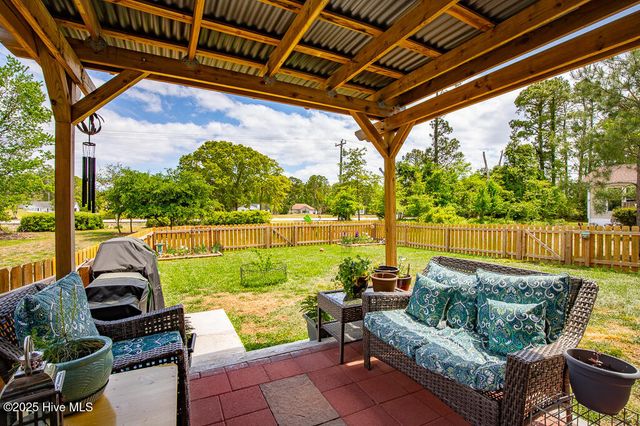1216 Caracara Drive, New Bern, NC 28560