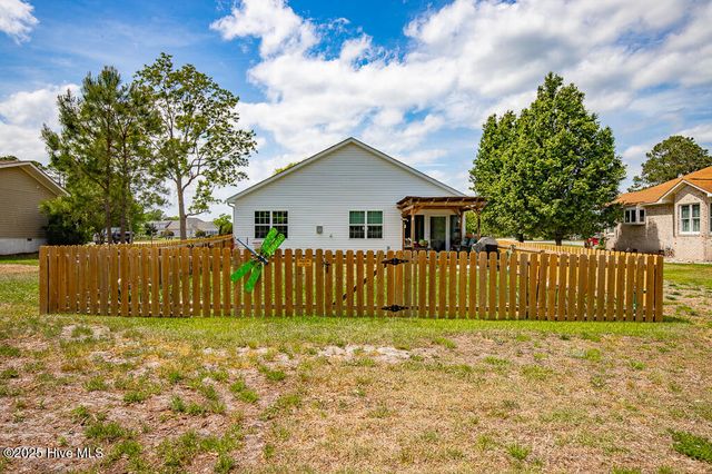 1216 Caracara Drive, New Bern, NC 28560