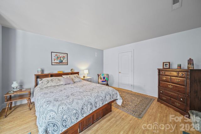 355 N Fisherman Lane, Salisbury, NC 28146