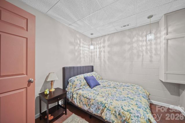 355 N Fisherman Lane, Salisbury, NC 28146