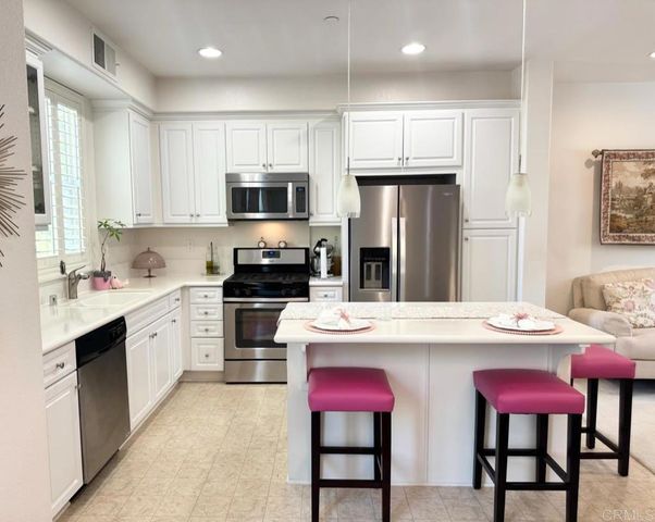 1875 Champagne Court 9, Chula Vista, CA 91913