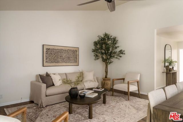 14141 Killion Street, Sherman Oaks, CA 91401