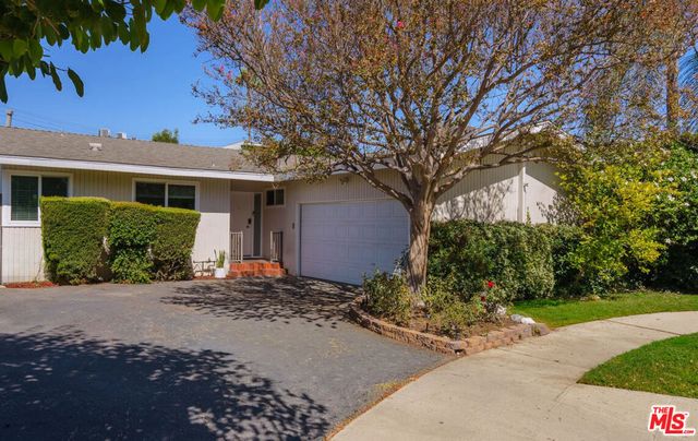 14141 Killion Street, Sherman Oaks, CA 91401