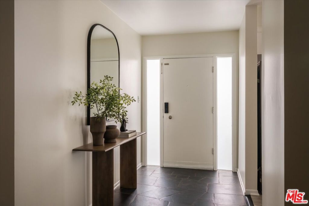 14141 Killion Street, Sherman Oaks, CA 91401 — photo 5