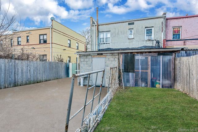 10229 184th Street, Hollis, NY 11423