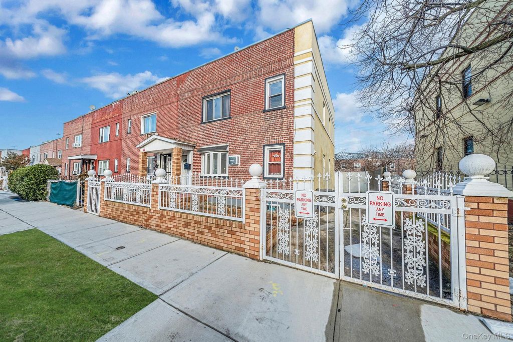 10229 184th Street, Hollis, NY 11423