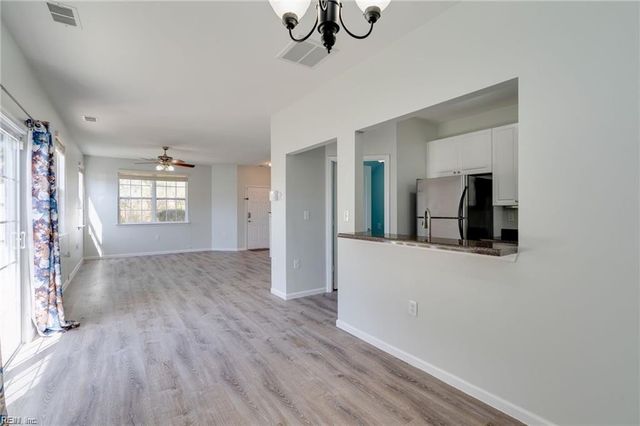 4448 Duffy DR, Virginia Beach, VA 23462