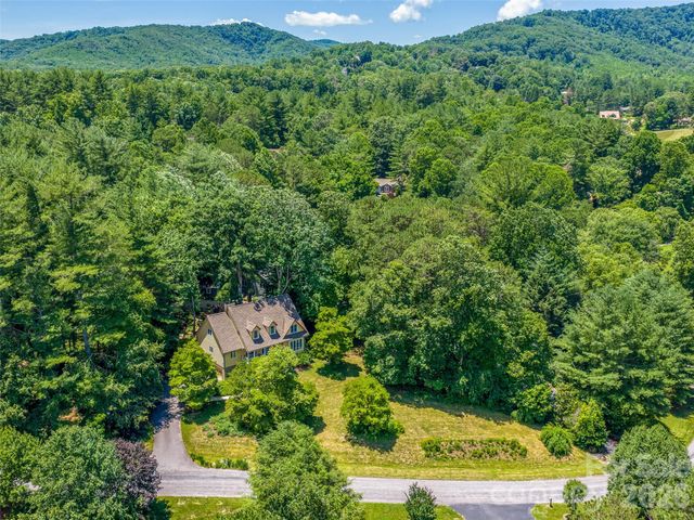 22 Meadow Brook Drive, Fletcher, NC 28732