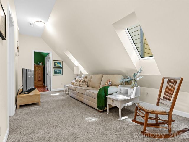 22 Meadow Brook Drive, Fletcher, NC 28732