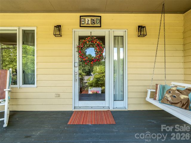 22 Meadow Brook Drive, Fletcher, NC 28732