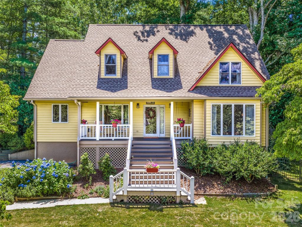 22 Meadow Brook Drive, Fletcher, NC 28732
