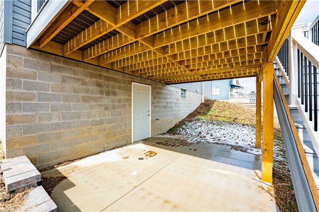 400 16th Ave, Patterson Twp, PA 15010